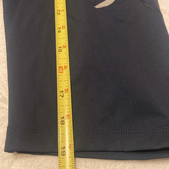 CALIA RUN COLLECTION Reflective Run/Bike Short NWT Size M High Rise 10” Inseam - Picture 11 of 12